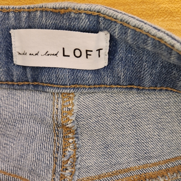 LOFT Women’s Curvy High Waist Kick Crop Jeans, Staple Mid Indigo Wash, size 29/8 - Picture 12 of 15